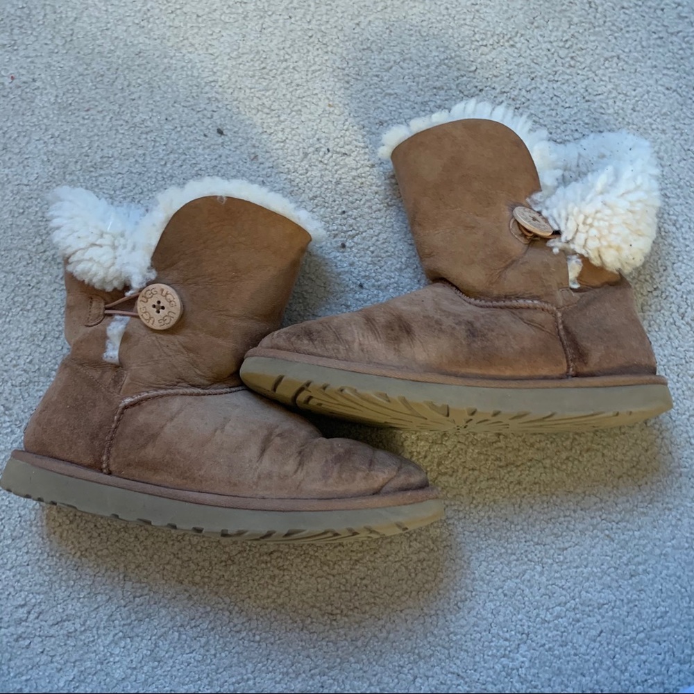 UGG chestnut bailey button boots